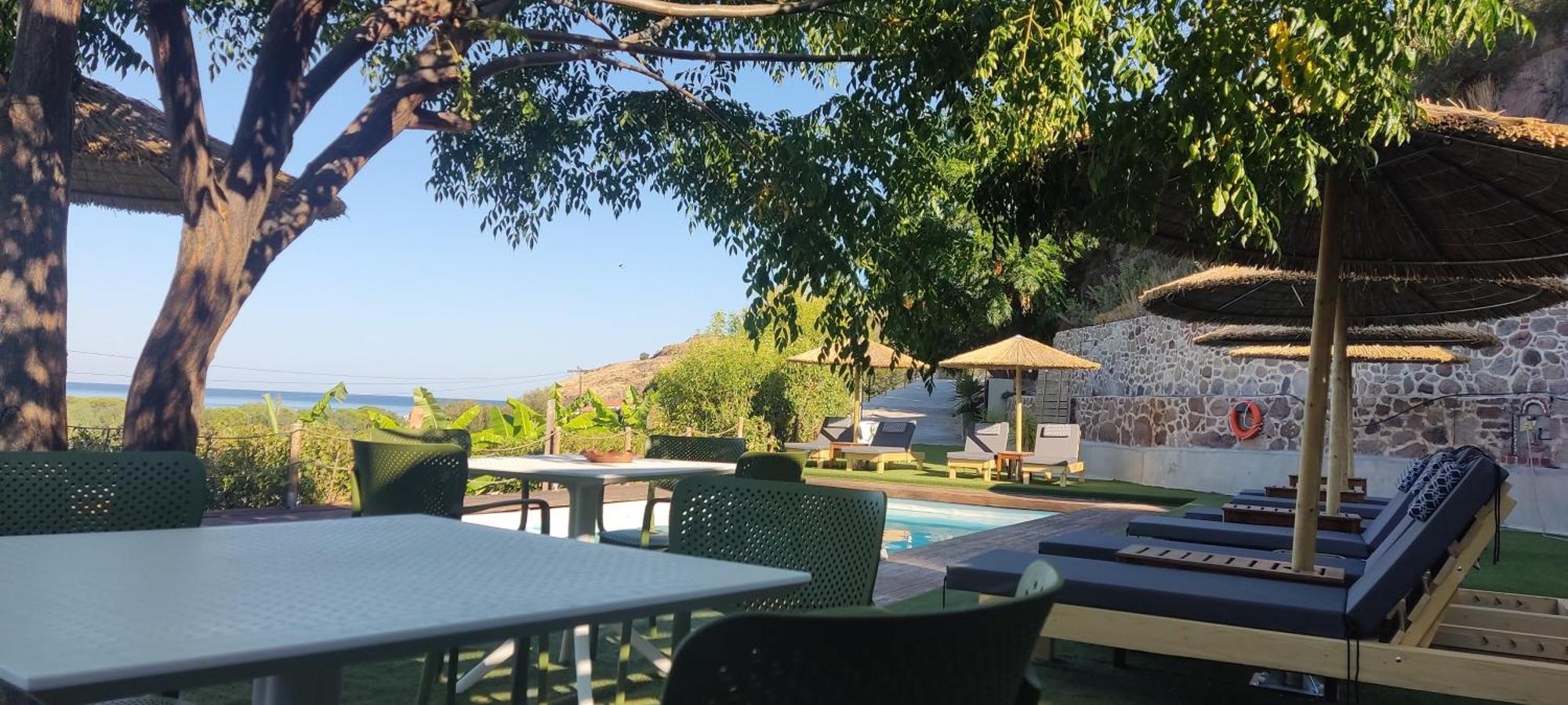 Troyan Hill Apartments Петра Екстериор снимка