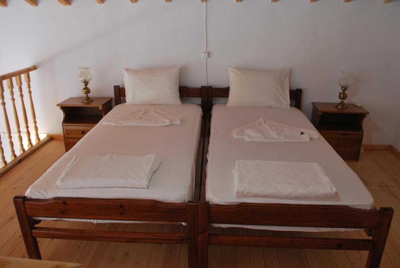 Troyan Hill Apartments Петра Екстериор снимка